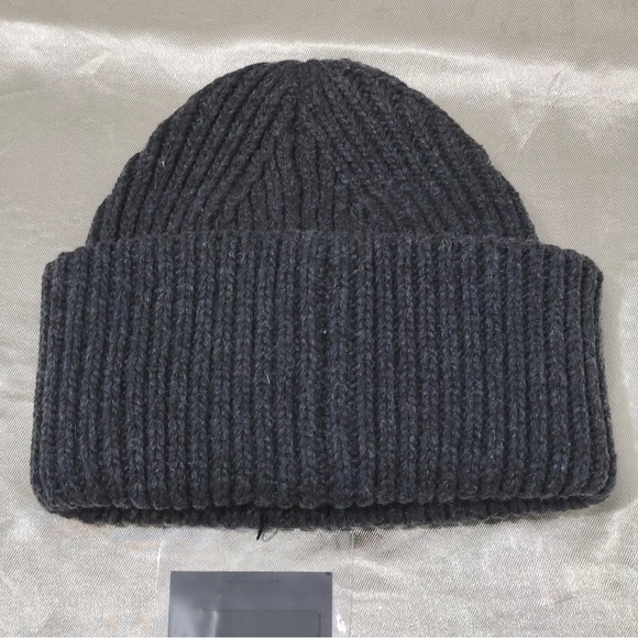 Acne Studios Face Patch Beanie - Gray - Picture 3 of 7